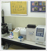 血液検査器、モニター顕微鏡